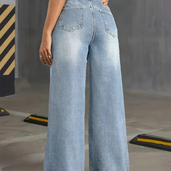 Newness Everyday Icon High-Waist Jeans: Flattering high-waist jeans in a variety of washes and sizes, showcasing a stylish and versatile fit.