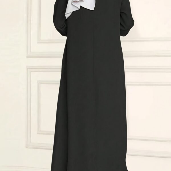 Effortless elegance in our Casablanca Maroon Abaya Dress. A rich maroon abaya dress, perfect for any occasion.