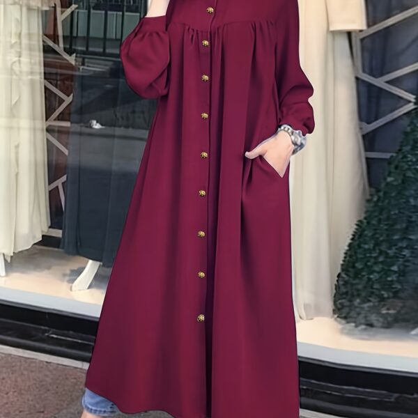 Elegant and comfortable Everyday Abaya Dress from Newness. Perfect for any occasion.