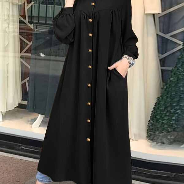 Elegant and comfortable Everyday Abaya Dress from Newness. Perfect for any occasion.