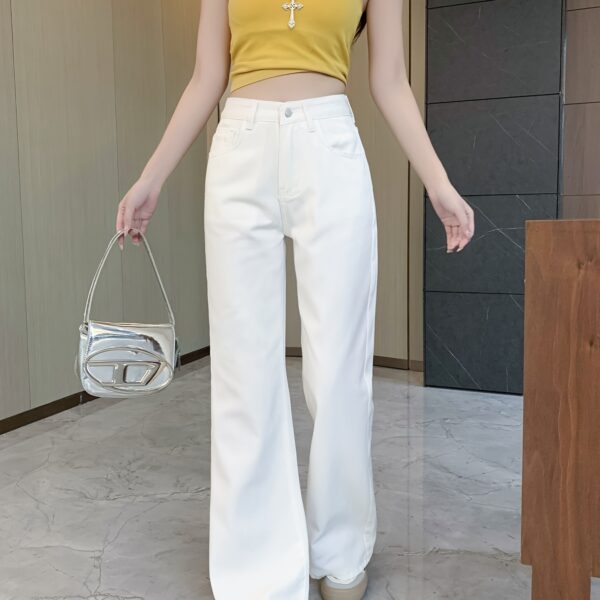 Newness Elevated White Wide Leg Jeans: A pair of elegant, white wide-leg jeans, perfect for any occasion.
