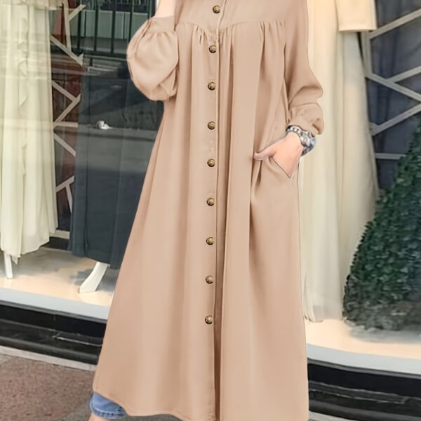 Elegant and comfortable Everyday Abaya Dress from Newness. Perfect for any occasion.