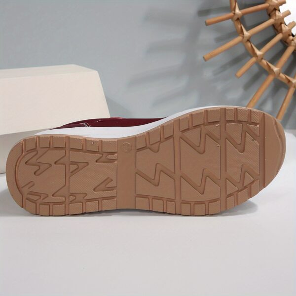 Newness City Walk Lace-Up Sneakers in white, showcasing their stylish and comfortable design. Perfect for everyday wear.