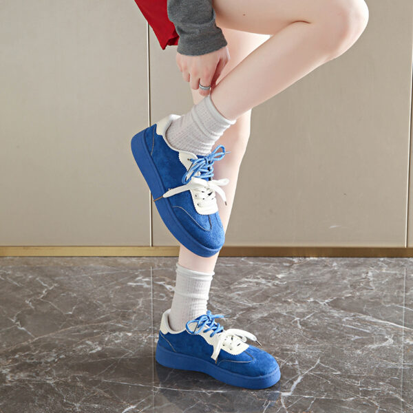 Newness Coastal Breeze Blue Sneakers: Effortlessly stylish blue sneakers perfect for any occasion.