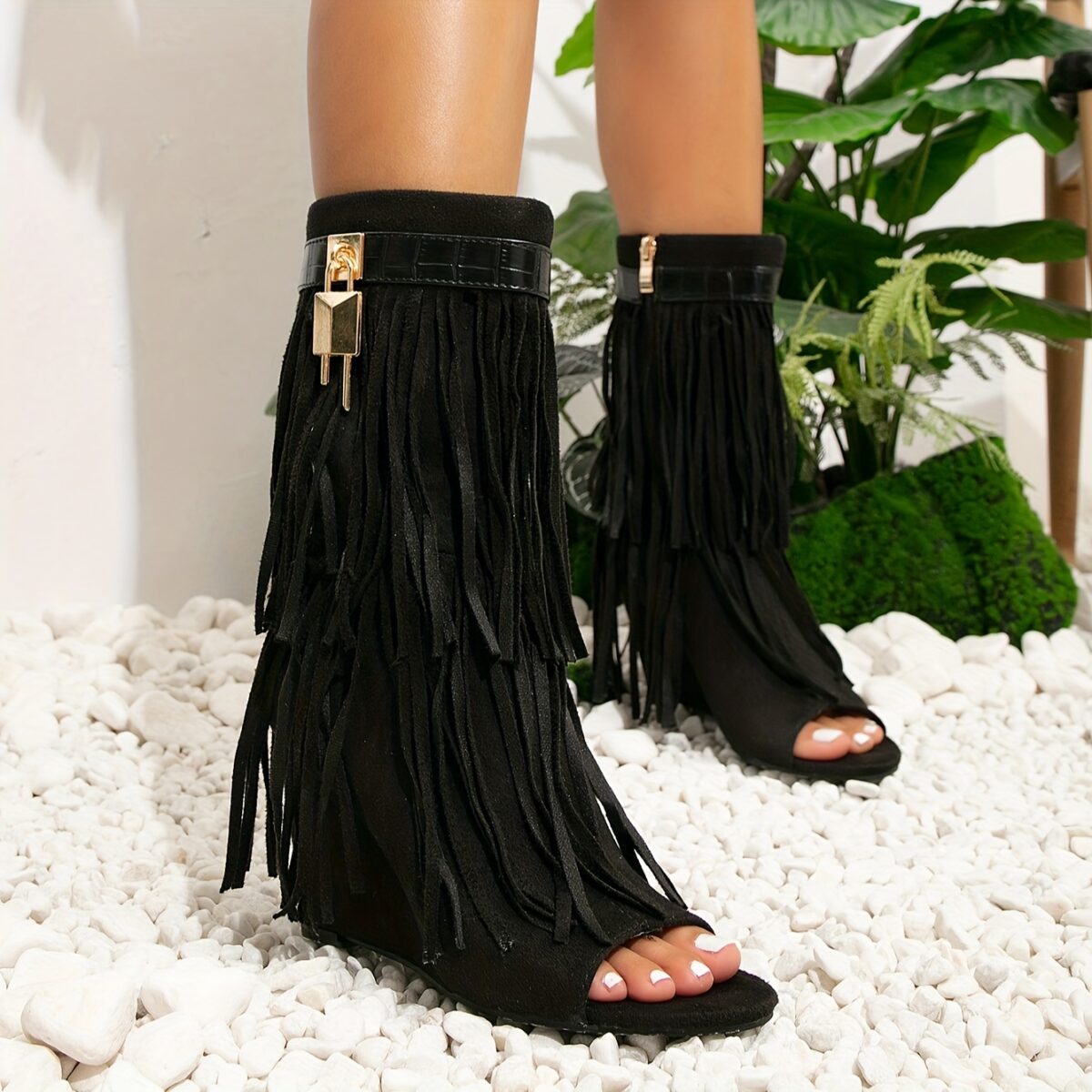 Newness Desert Bloom Fringe Booties Brown suede booties with fringe detailing perfect for fall and winter