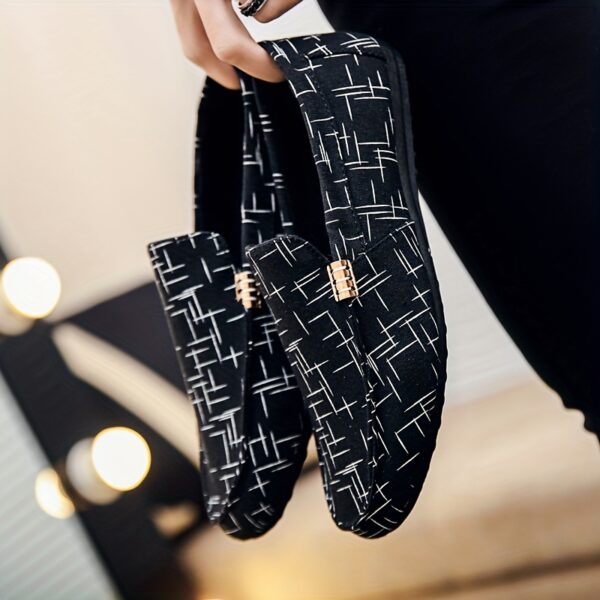 Newness Metropolitan Plaid Fabric Loafers Comfortable and stylish plaid loafers perfect for everyday wear