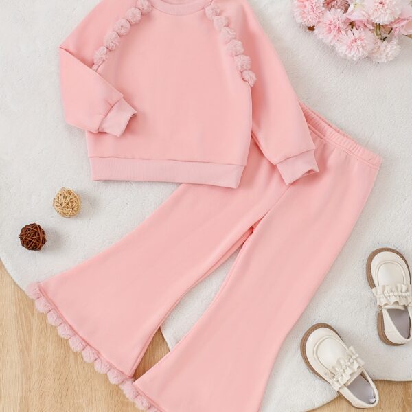 Adorable girls fleece set in pink and white, perfect for autumn or winter. The set includes a matching fleece jacket and pants, ideal for keeping your little one warm and cozy.