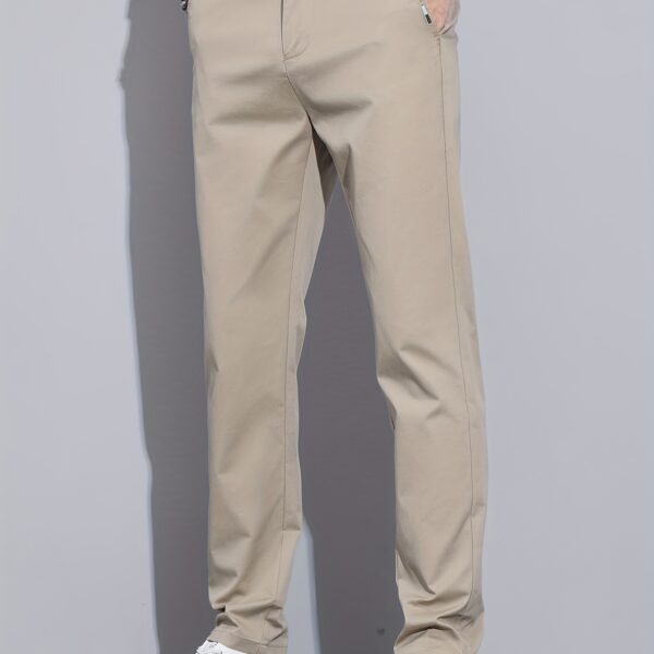 Newness Dubai Luxe Men's Straight-Leg Pants: Elevate your style with these comfortable, modern-fit pants.