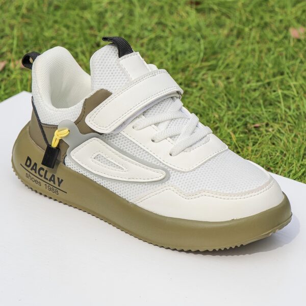 Stylish and comfortable DACLAY Kids' Sneakers for boys and girls. Breathable, non-slip, perfect for all seasons.