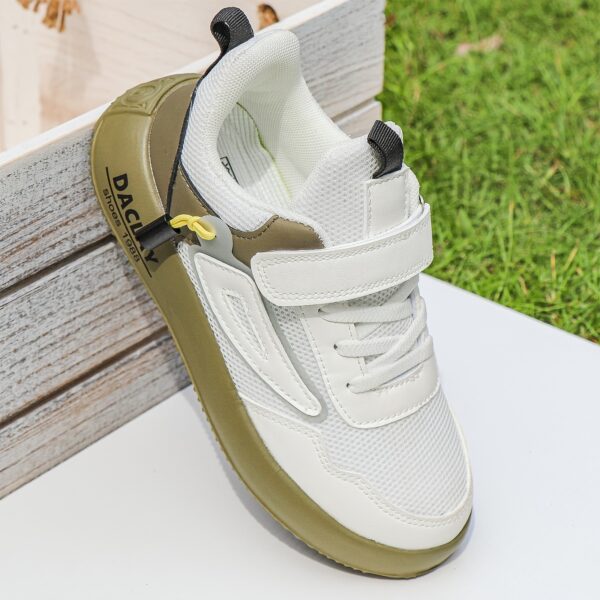 Stylish and comfortable WZRUISEN Kids' Sneakers, perfect for all seasons. Available in a range of colors and sizes.