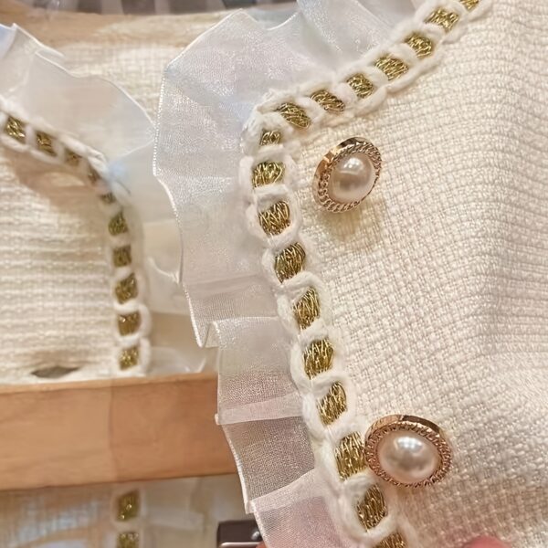 Adorable girls' skirt set in a chic, high-end design, perfect for any occasion.