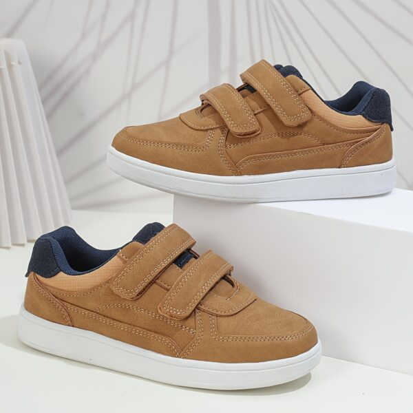 Stride Rite Boys' Sneakers from Newness: All-day comfort and style for active boys. Durable, stylish sneakers perfect for play and everyday wear.