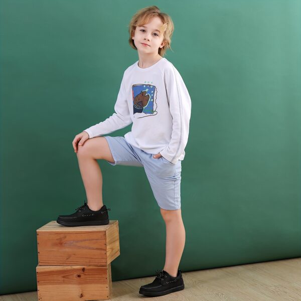 Newness Adventure-Ready Boys' Oxford Shoes: Lightweight, breathable, and perfect for everyday wear.