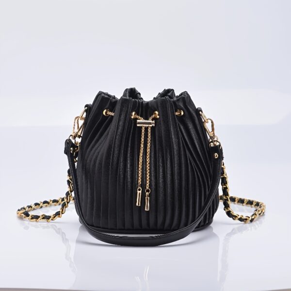 Newness Chic Pleated Drawstring Bag: Versatile and chic pleated bag, perfect for any occasion.