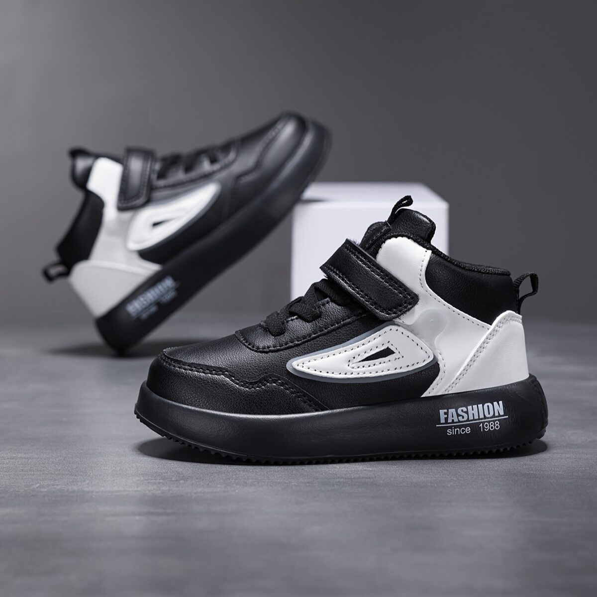 Stylish Retro Runner Kids Vintage Shoes in various colors Trendy footwear for kids from Newness