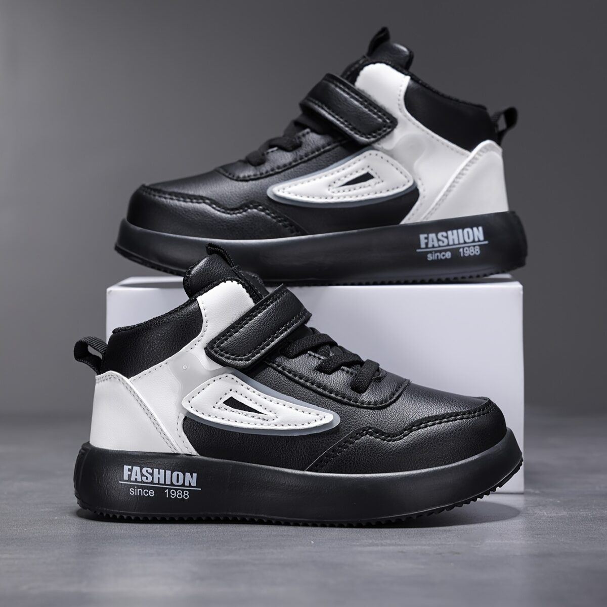 Stylish Retro Runner Kids Vintage Shoes in various colors Trendy footwear for kids from Newness