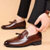 Newness Metropolitan Mens Tassel Loafers Comfortable and sophisticated loafers ideal for any occasion