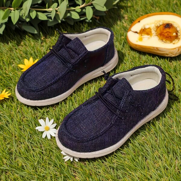 Newness Little Skipper Kids' Slip-Ons in [color] - stylish and comfortable slip-on shoes for kids, perfect for everyday wear.