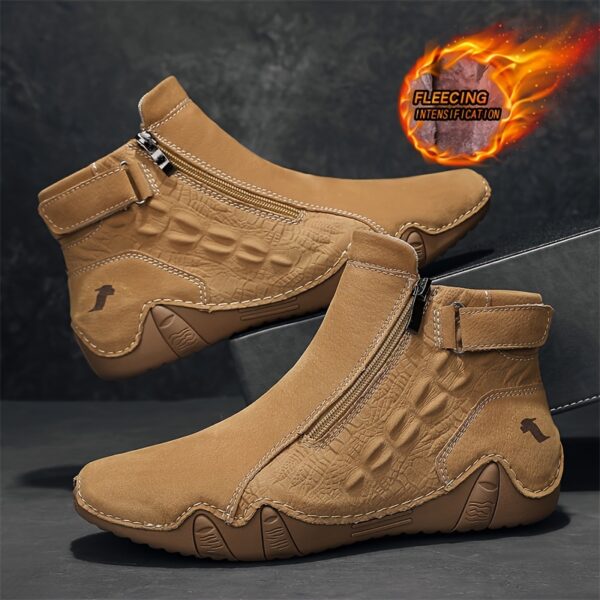 Newness Metropolitan Men's Zipper Boots: Stylish and comfortable men's zipper boots, perfect for the modern man.