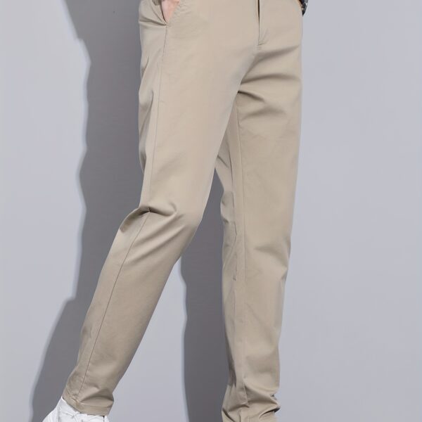 Newness Dubai Luxe Men's Straight-Leg Pants: Elevate your style with these comfortable, modern-fit pants.