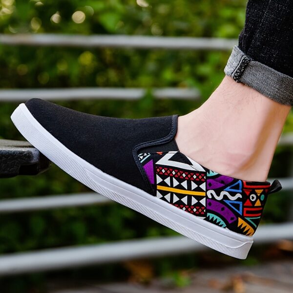 Newness Urban Explorer Men's Casual Slip-On Sneakers: Breathable fabric, lightweight rubber sole, perfect for everyday wear.