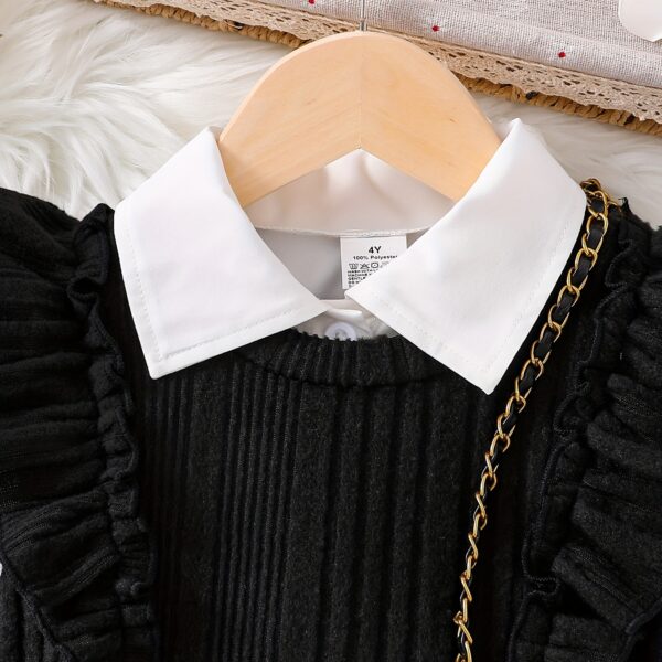 Adorable girls' ruffle-sleeve knit dress set, perfect for spring or autumn. The set features a stylish knit dress with elegant ruffle sleeves.