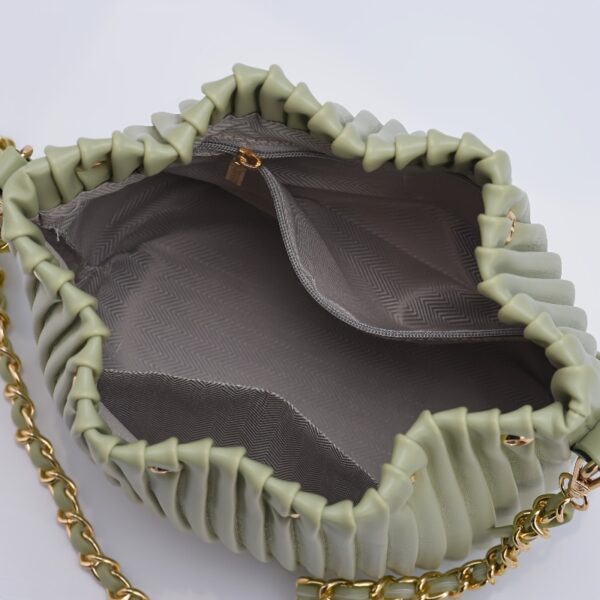 Newness Chic Pleated Drawstring Bag: Versatile and chic pleated bag, perfect for any occasion.