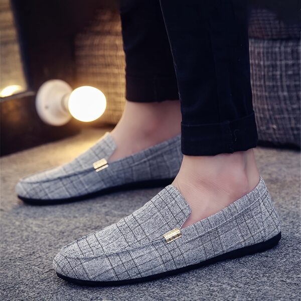 Newness Metropolitan Mens Canvas Loafers Comfortable and stylish canvas loafers perfect for any occasion View the detail of the sophisticated design and effortless chic