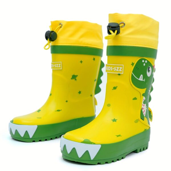 Newness Adventure-Ready Dino Rain Boots: Adorable dinosaur rain boots, perfect for kids' rainy day adventures.