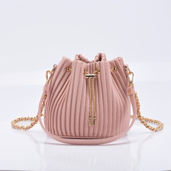 Newness Chic Pleated Drawstring Bag: Versatile and chic pleated bag, perfect for any occasion.