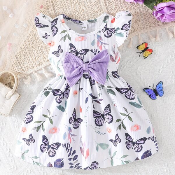 Adorable Summer Bloom Baby Girl Dress Set: A charming two-piece outfit in soft, summery colors, perfect for warm weather.