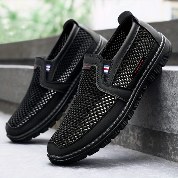 Newness Mens Mesh Walking Shoes Breathable stylish and durable walking shoes for men perfect for everyday wear