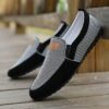 Newness Mens Plaid Loafers Breathable canvas loafers with a rubber sole perfect for casual outings Stylish plaid pattern
