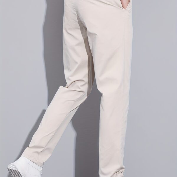 Newness Dubai Luxe Men's Straight-Leg Pants: Elevate your style with these comfortable, modern-fit pants.