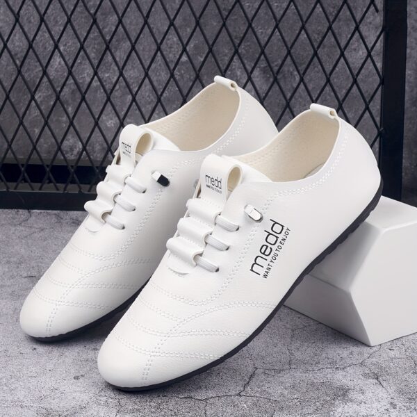 Newness Metropolitan Mens Casual Loafers Breathable versatile loafers perfect for any occasion Elevate your style with these comfortable and stylish shoes