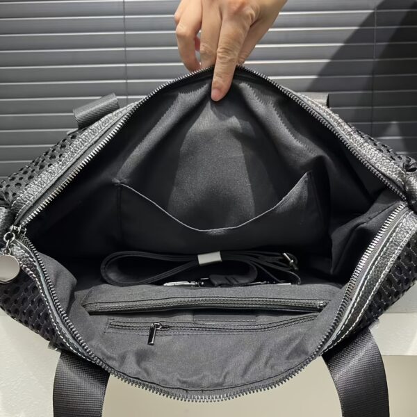 Newness Urban Edge Mesh Nylon Bag: A stylish and durable mesh nylon bag, perfect for everyday use. Shows off its modern design and spacious interior.
