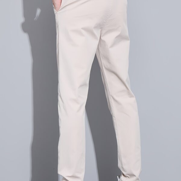 Newness Dubai Luxe Men's Straight-Leg Pants: Elevate your style with these comfortable, modern-fit pants.