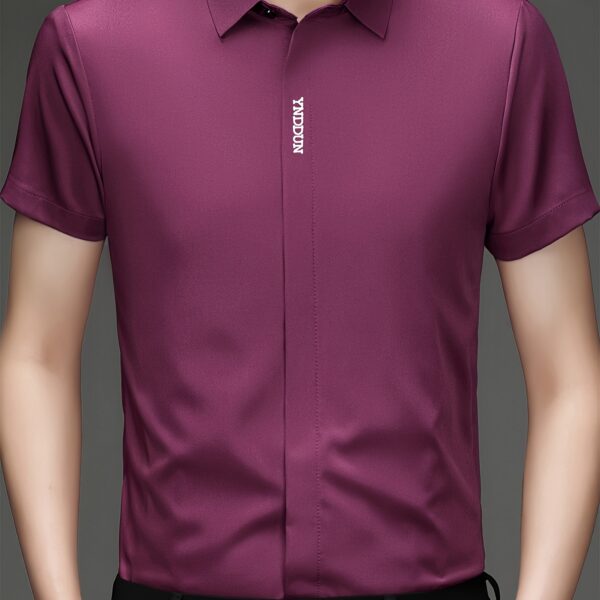 Light blue men's summer shirt by Newness, perfect for both casual and formal occasions.