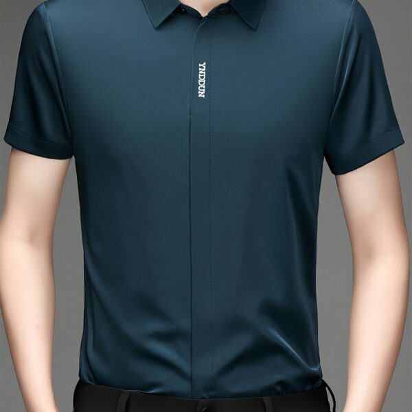 Light blue men's summer shirt by Newness, perfect for both casual and formal occasions.