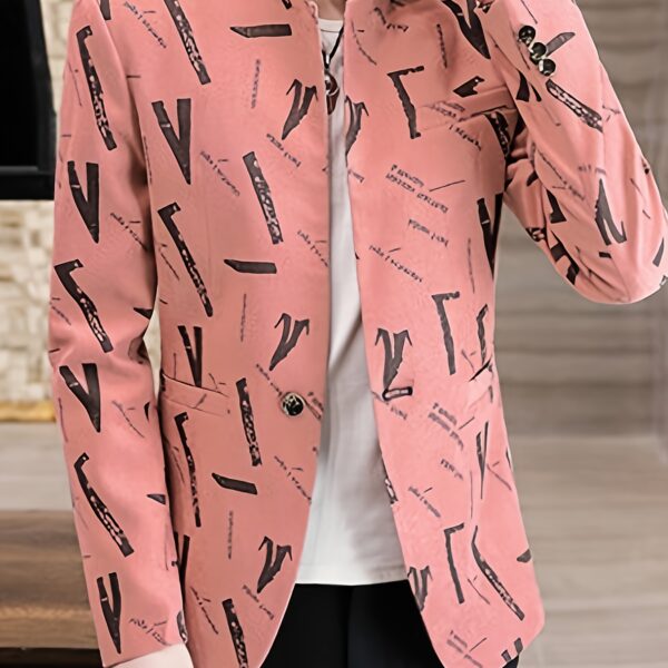Cairo Nights Geometric Print Blazer by Newness. A modern, sophisticated blazer featuring a striking geometric print, perfect for any occasion.