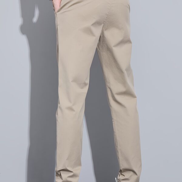 Newness Dubai Luxe Men's Straight-Leg Pants: Elevate your style with these comfortable, modern-fit pants.