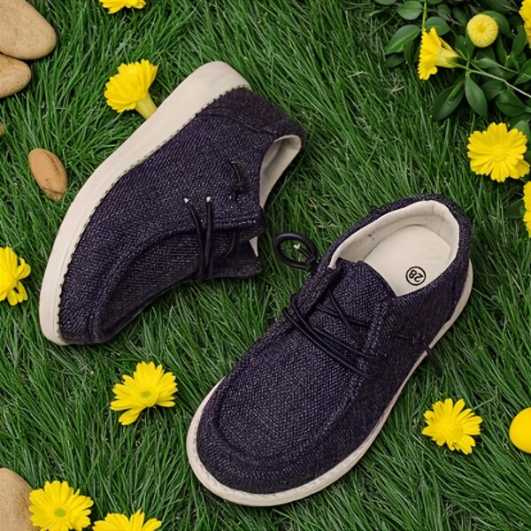 Newness Little Skipper Kids' Slip-Ons in [color] - stylish and comfortable slip-on shoes for kids, perfect for everyday wear.