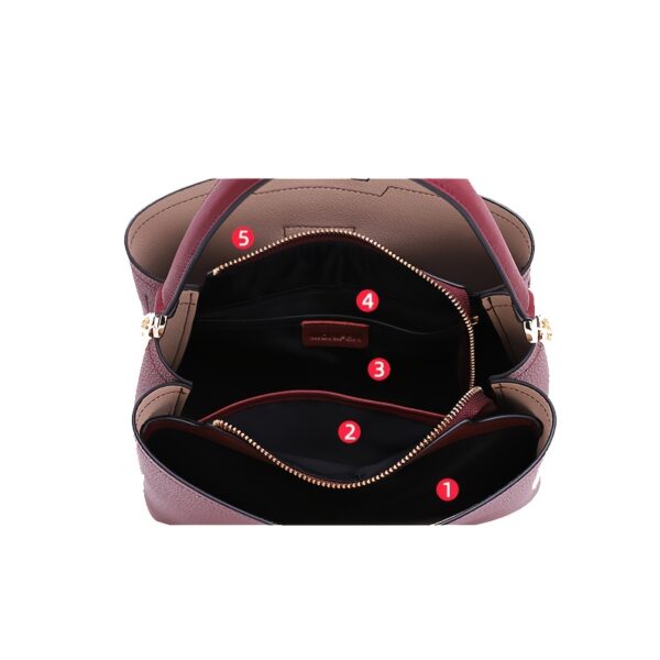 Newness Cosmopolitan Burgundy Shoulder Bag: Luxurious split leather shoulder bag with a removable strap, showcasing a timeless design.