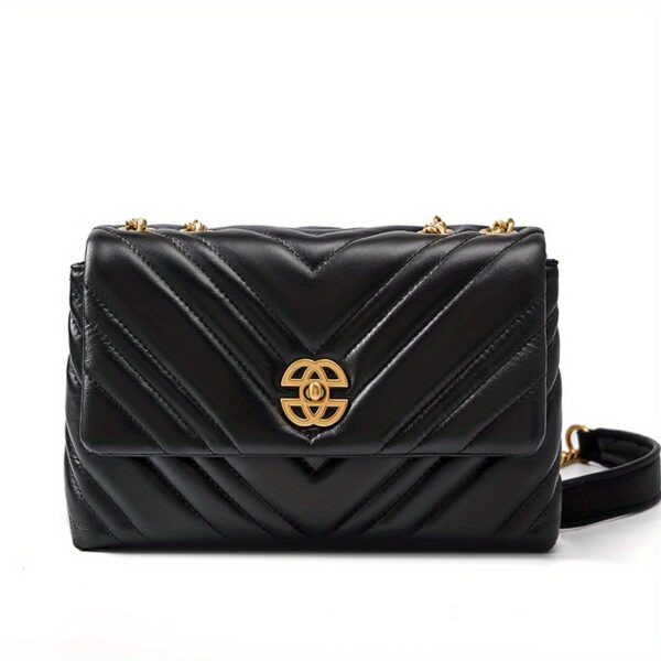 Newness Uptown Quilted Chain Bag in top-grain leather, versatile and perfect for any occasion.