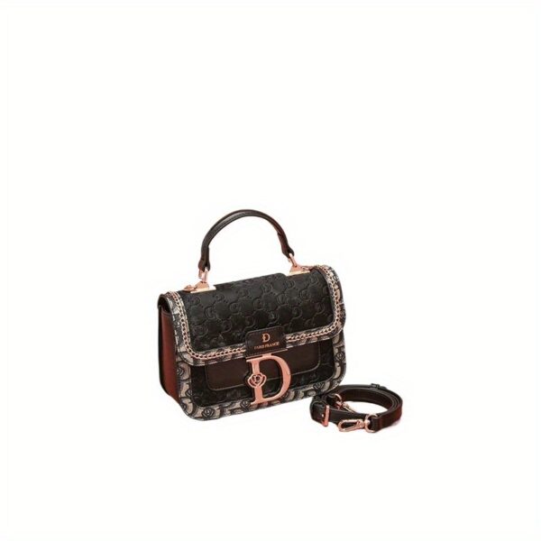 Newness Uptown Black Shoulder Bag: A sleek, black shoulder bag, perfect for everyday use or a night out. Made of high-quality materials.